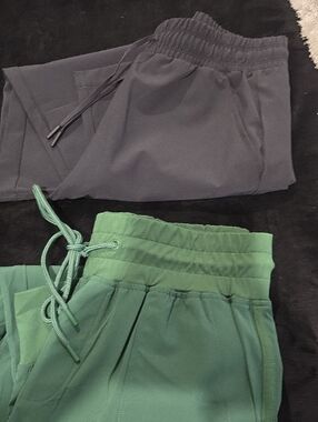 Lou & Grey Womens 2 Pair Including Track Joggers in Green and Gray